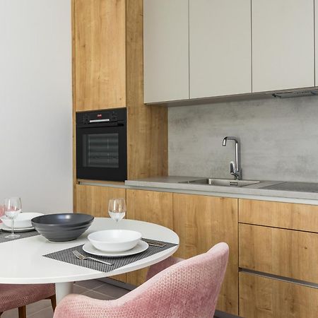 רוביני Luxury Apartments Magali מראה חיצוני תמונה