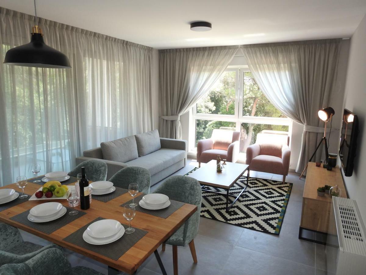 רוביני Luxury Apartments Magali מראה חיצוני תמונה
