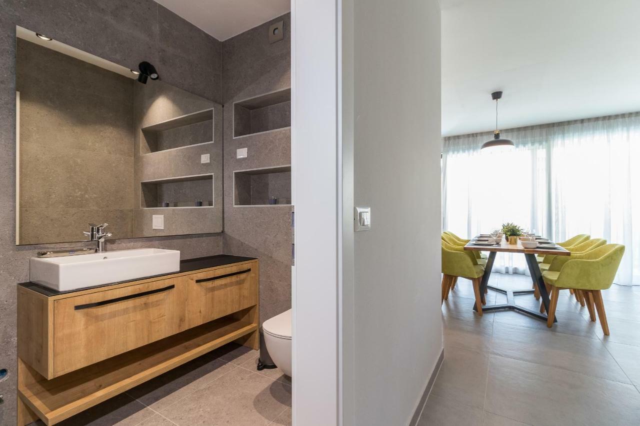 רוביני Luxury Apartments Magali מראה חיצוני תמונה